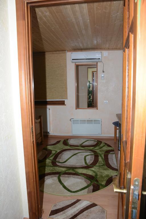 Bazar Motel Chisinau Exterior photo